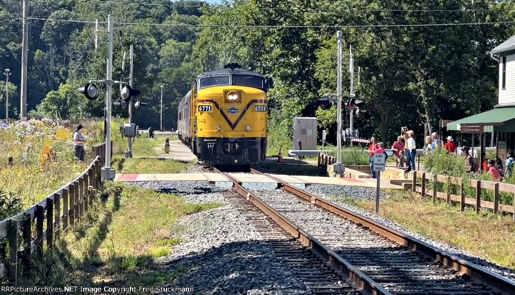 CVSR 6771 clears the crosswalk.